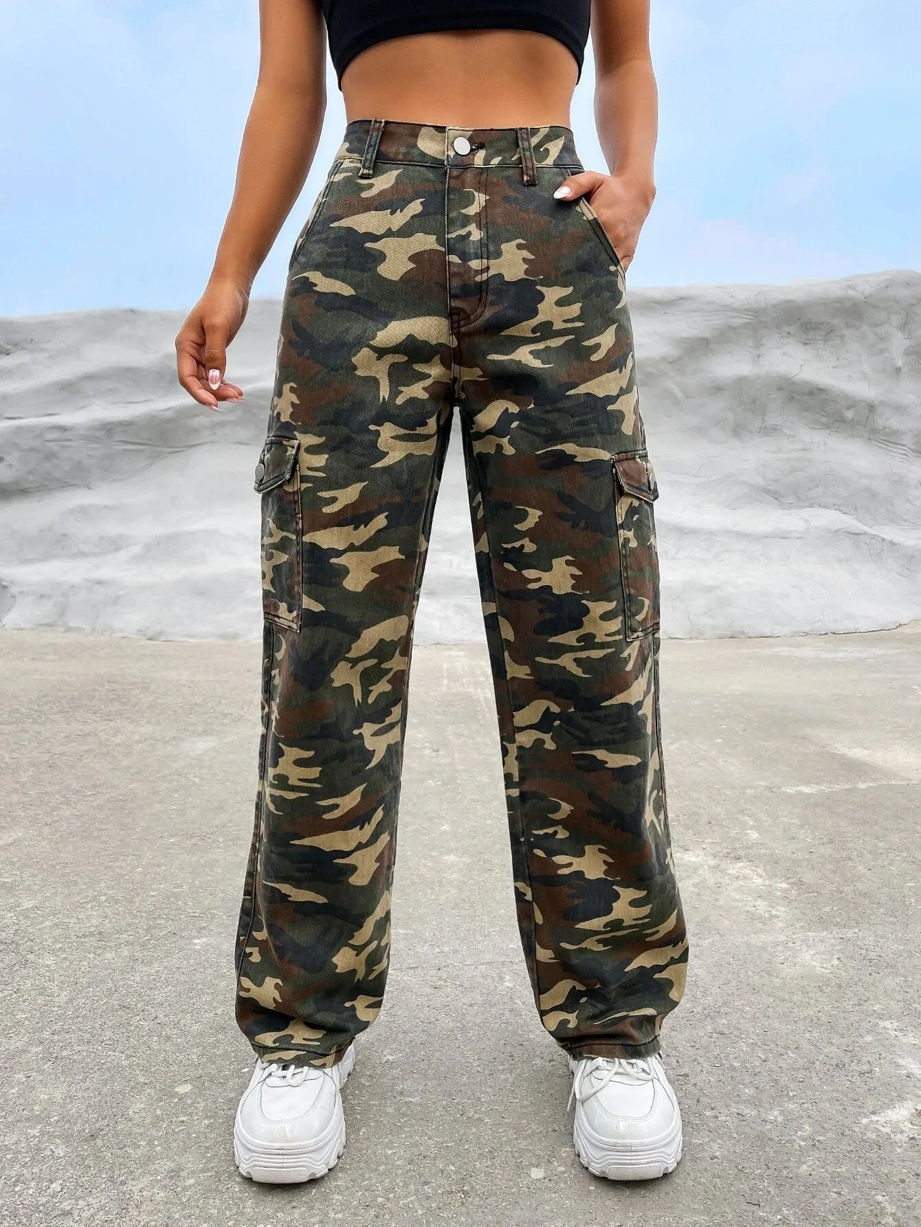 Camo Print Flap Pocket Side High Waist Cargo Jeans