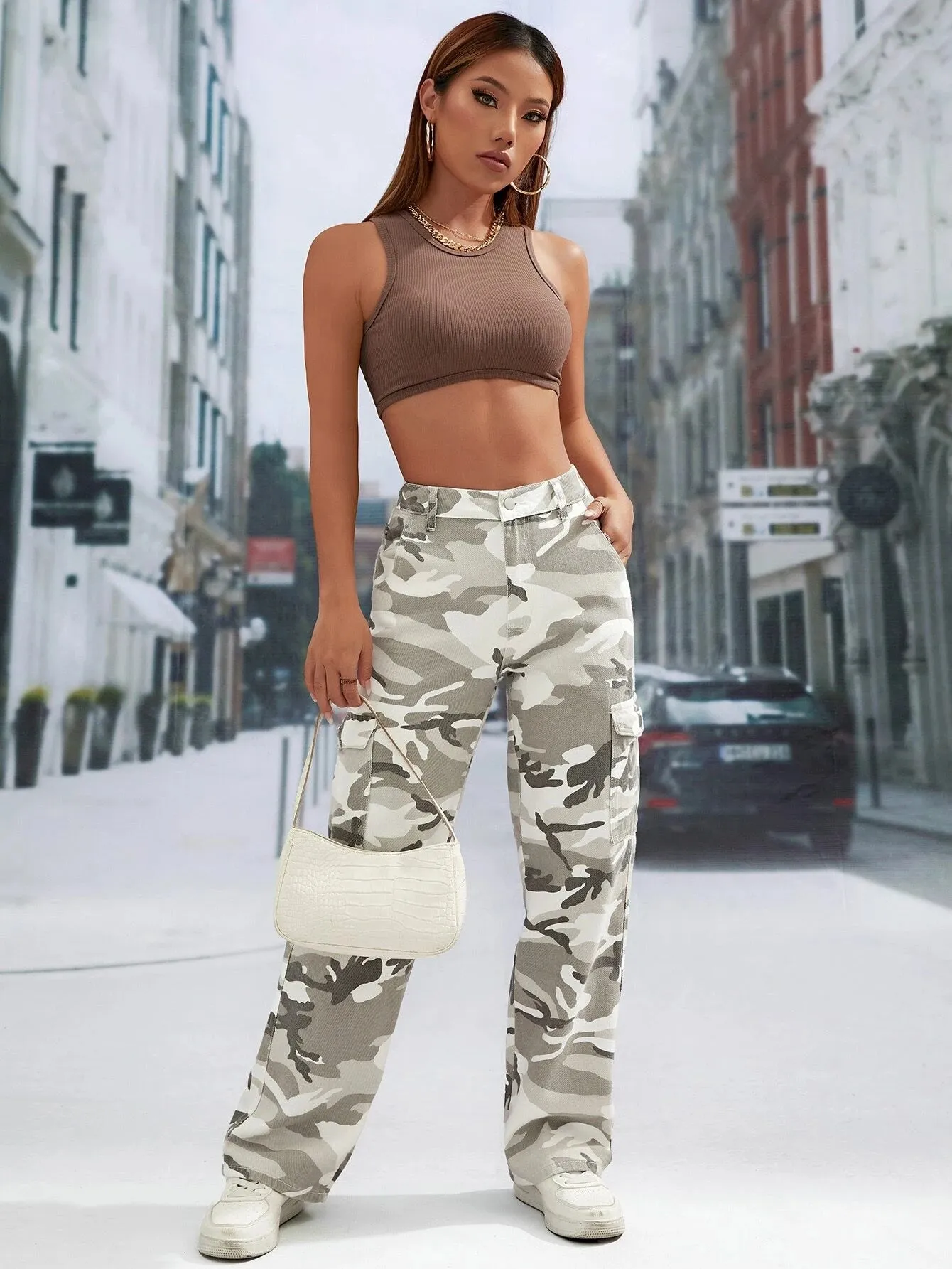 Camo Print Flap Pocket Side High Waist Cargo Jeans