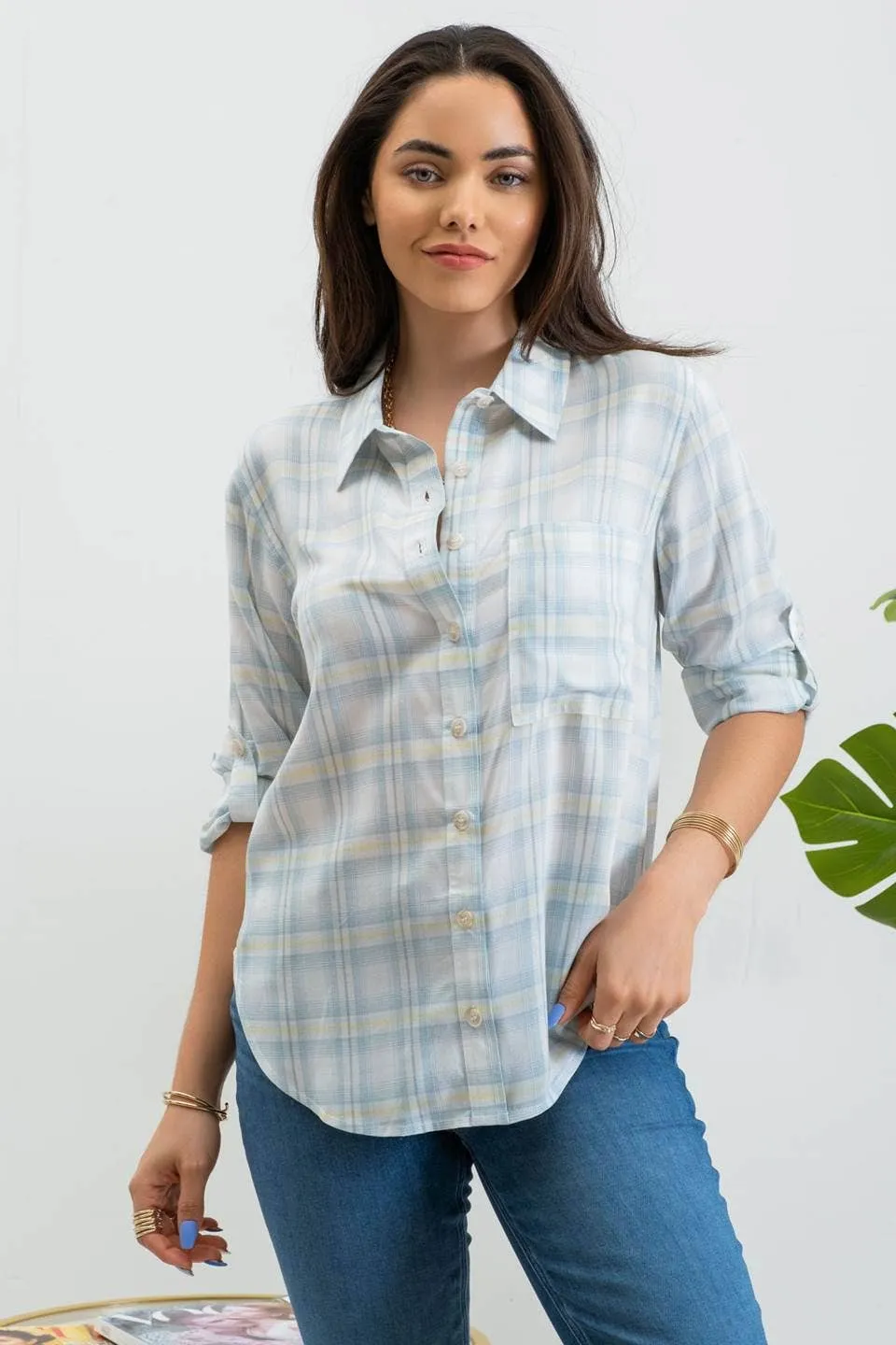 PRETTY PLAID SUMMER BUTTON DOWN