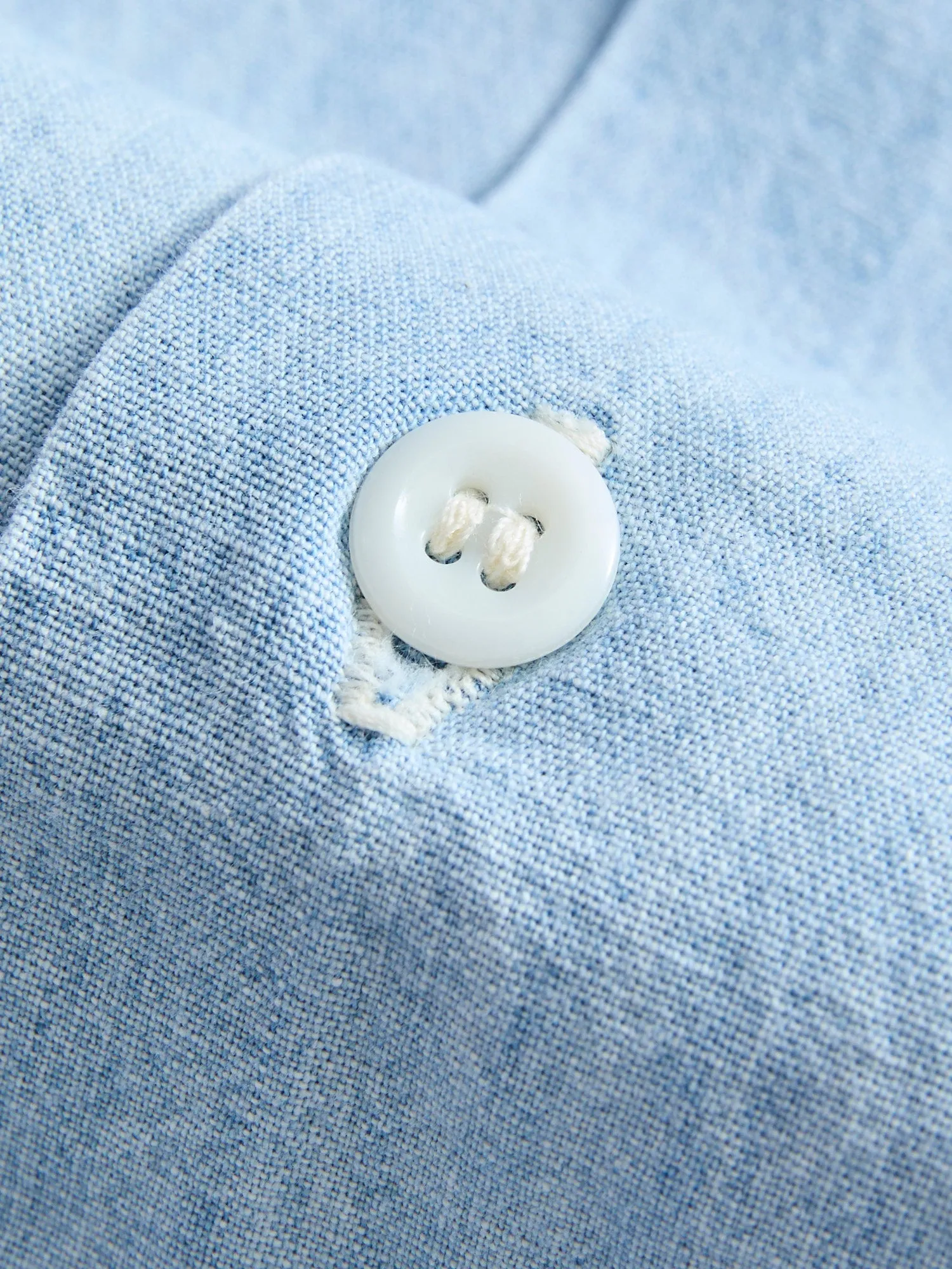 Short Sleeve Work Shirt in Chambray Bleached