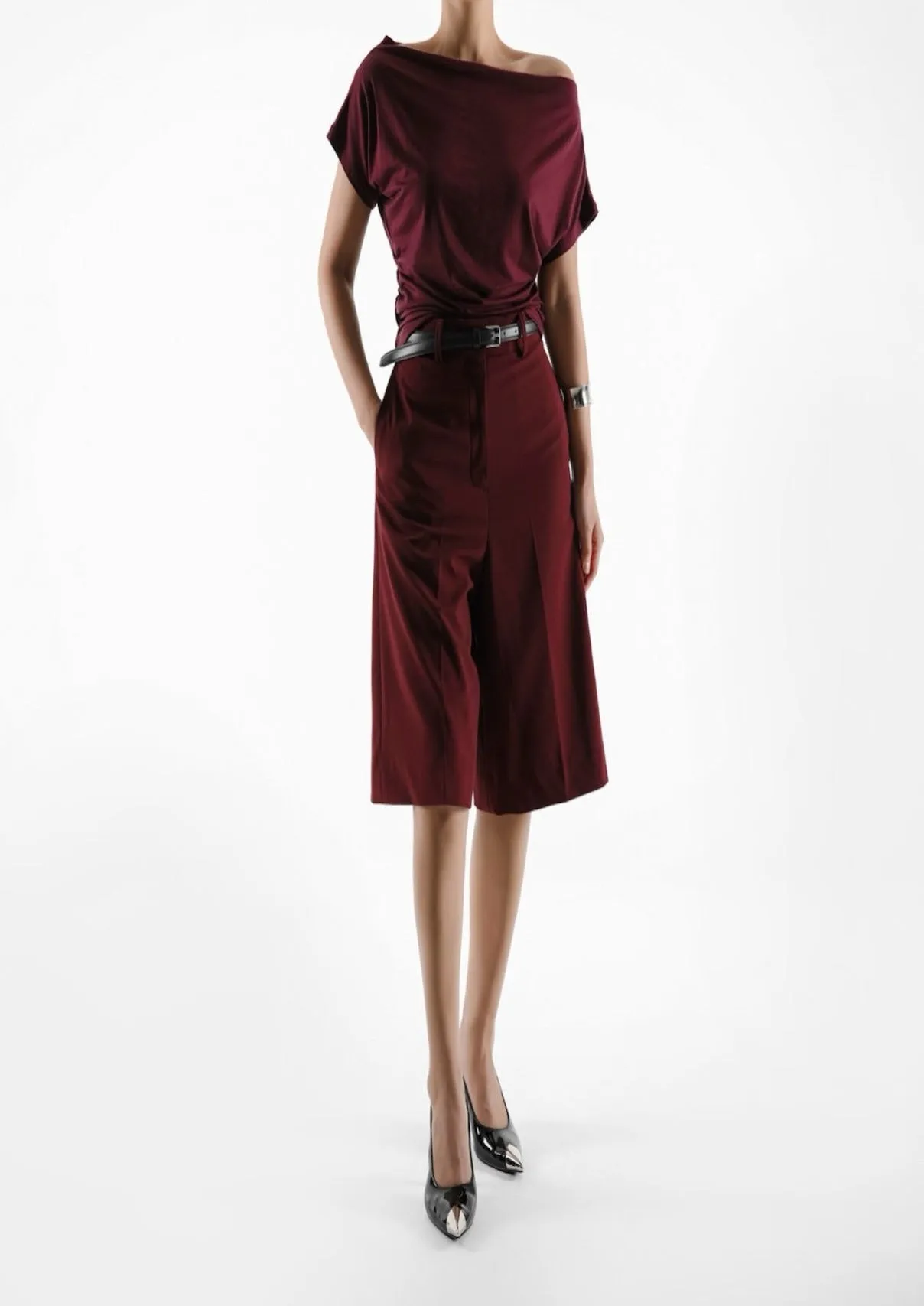 SUMMER TAILORED BERMUDA SHORTS