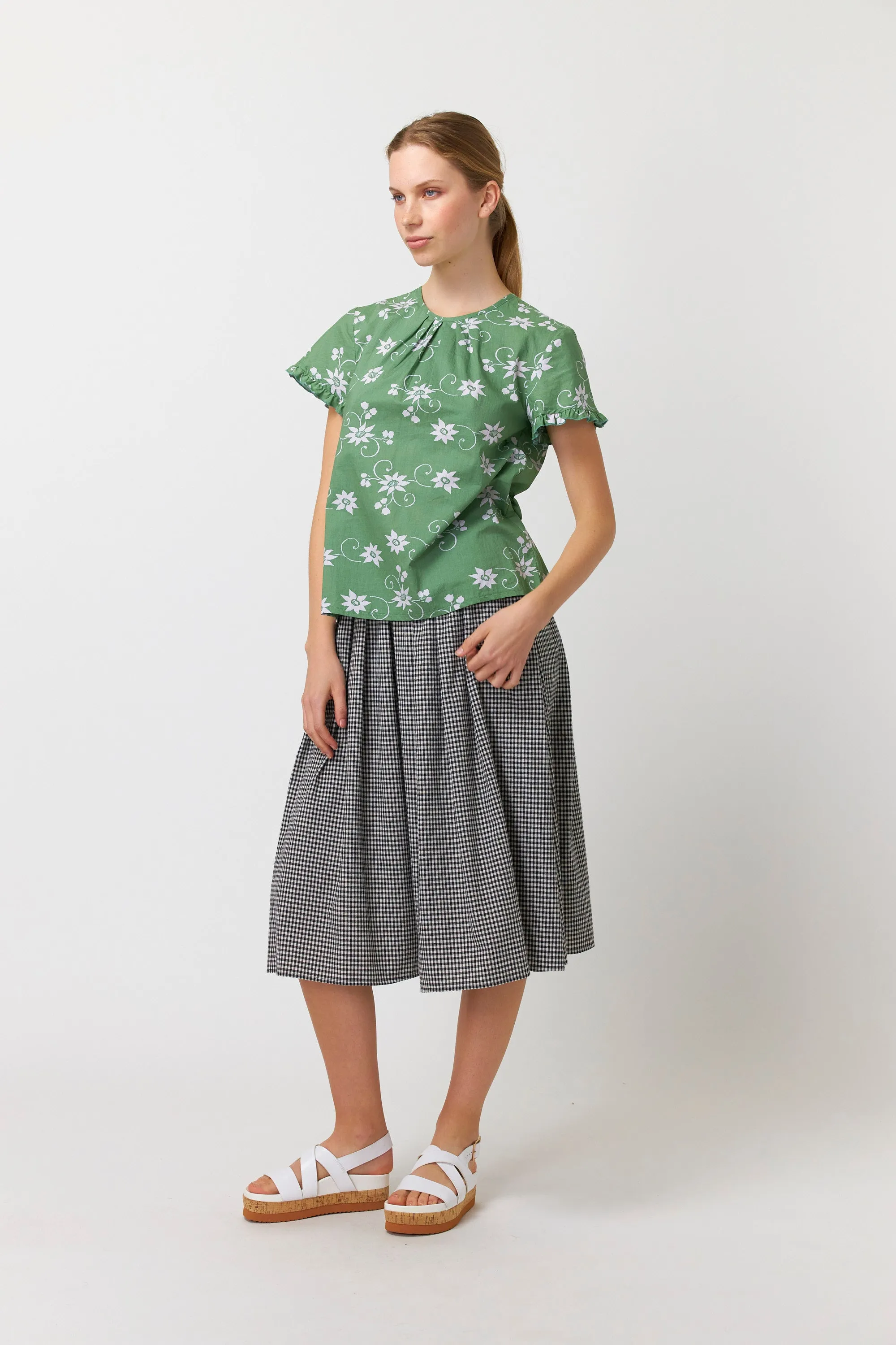 Sylvester Water Lily top - Apple